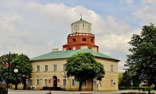 Zdjecie POLSKA / wojewdztwo dzkie / Wielu / Ratusz i Brama Krakowska