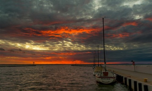 Zdjecie POLSKA / warmia  / Tolkmicko-port  / zachod nad Zalewem Wilanym 