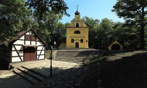 Zdjcie POLSKA / Pomorze / Kalwaria Wejherowska / Kaplica Matki Boskiej Bolesnej i Koci Trzech Krzyy