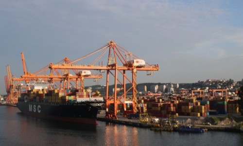 Zdjęcie POLSKA / Pomorze / Gdynia / Gdynia - wpływamy do portu (3)