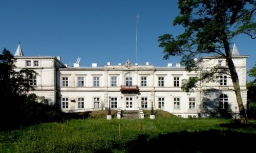 Zdjecie POLSKA / kujawsko-pomorskie / Wieniec / Paac od strony parku.