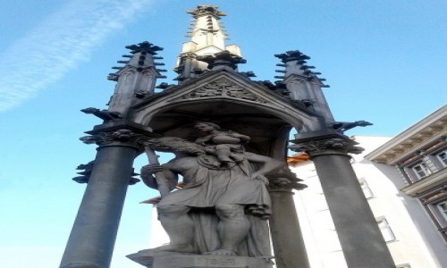Zdjecie POLSKA / opolskie / Opole / Posg w. Krzysztofa, patrona kierowcw