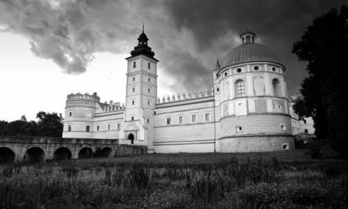 Zdjecie POLSKA / Podkarpacie / Krasiczyn / Zamek w Krasiczynie