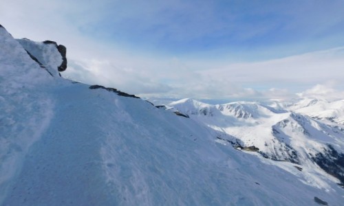 Zdj�cie POLSKA / tatry / pod szczytem / szlak na �winic�