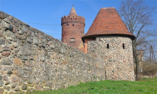Zdjcie POLSKA / zachodniopomorskie / Recz / Recz. Mury miejskie z czatowni i baszt