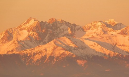Zdjcie POLSKA / Pieniny / Wysoka / Budzce si Tatry w obiektywie 