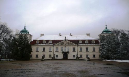 Zdjęcie POLSKA / Mazowsze / Nieborow / w sniegowej szacie...