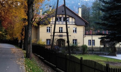 Zdjcie POLSKA / dolnolaskie / Boguszw- Gorce Wschd / Zabytkowa leniczwka