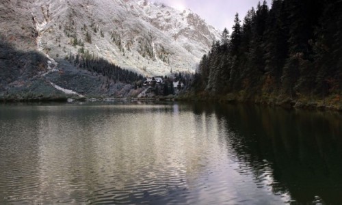 Zdjcie POLSKA / Zakopane / Dolina Rybiego Potoku  / Schronisko Morskie Oko