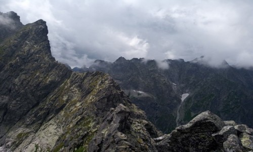 Zdjecie POLSKA / Tatry / Tatry / Na grani z �abiego Szczytu Wy�niego na Ni�nie Rysy
