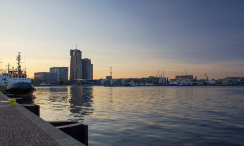 Zdjcie POLSKA / woj. pomorskie / Gdynia / Gdynia o zmierzchu