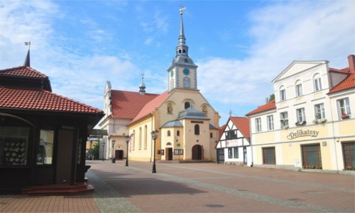 Zdjęcie POLSKA / pomorskie / Wejherowo / Kolegiata Świętej Trójcy w Wejherowie