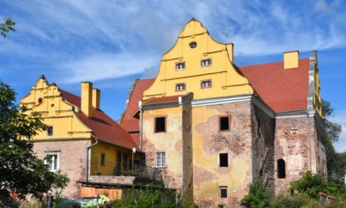 Zdjecie POLSKA / wojewdztwo dolnolskie / cinawka rednia / Zamek Kapitanowo 
