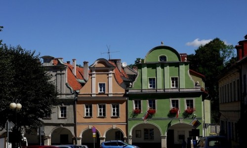Zdjcie POLSKA / dolnolskie / Chemsko lskie / Malownicze kamieniczki w rynku