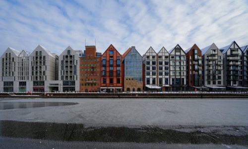 Zdjecie POLSKA / Pomorze / Gdask / Nowe kamieniczki nad Motaw