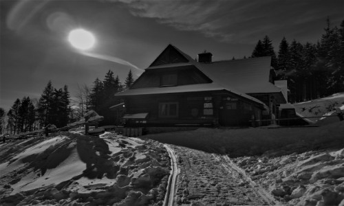 Zdjecie POLSKA / Beskid ywiecki / Pasmo Policy / schronisko na hali krupowej