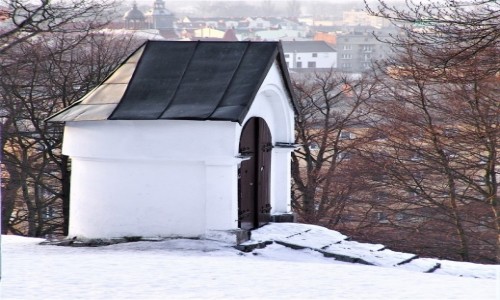 Zdjęcie POLSKA / Pomorze / Wejherowo / Jedna z kapliczek Kalwarii Wejherowskiej