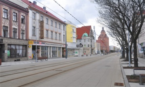 Zdjęcie POLSKA / lubuskie / Gorzów Wielkopolski / Ulica Sikorskiego, Gorzów Wielkopolski