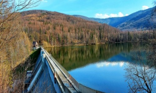Zdjcie POLSKA / Beskidy / Jezioro Wielka ka w Dolinie Luizy / Wielka ka