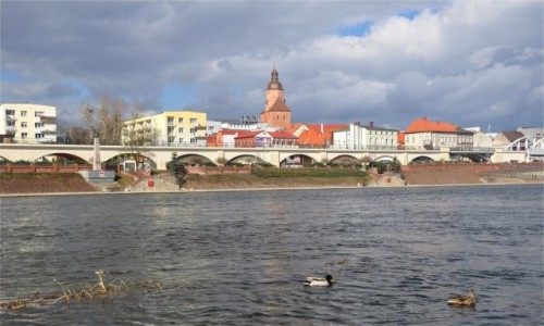 Zdjęcie POLSKA / lubuskie / Gorzów Wielkopolski / Nad Wartą