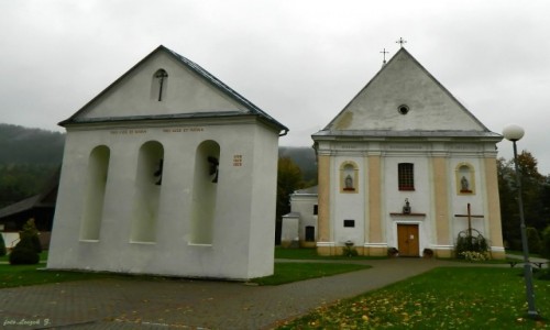 Zdjecie POLSKA / woj.podkarpackie. / pow.bieszczadzki. / Jasie - sanktuarium Matki Boej Rudeckiej Krlowej Bieszczadzkiej.
