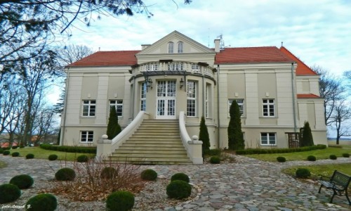 Zdjęcie POLSKA / woj.warmińsko-mazurskie. / gmina Grunwald. / Pacułtowo - Neobarokowy Pałac z XVIII w.