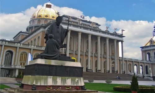 Zdj�cie POLSKA / woj.wielkopolskie. / pow.koni�ski. / Liche� - Bazylika.