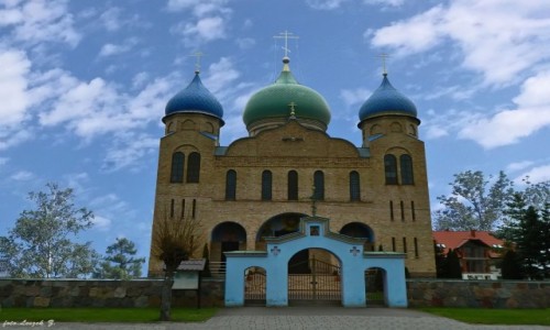 Zdjęcie POLSKA / woj.podlaskie. / pow. hajnowski. / Czyże - cerkiew Zaśnięcia Przenajświętszej Bogurodzicy.