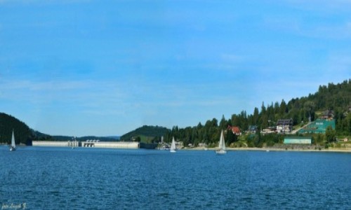 Zdj�cie POLSKA / woj.podkarpackie. / pow.leski. / Pola�czyk - zapora na Solinie z rejsu.