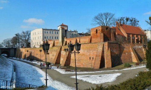 Zdj�cie POLSKA / woj.kujawsko-pomorskie. / Grudzi�dz. / Grudzi�dz - mury obronne od po�udnia.