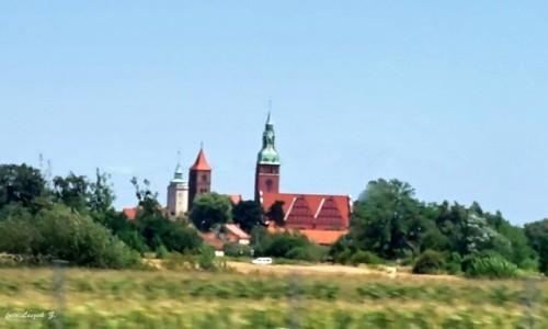 Zdjęcie POLSKA / woj.dolnośląskie. / pow. trzebnicki. / Prusice - kościół św. Józefa.