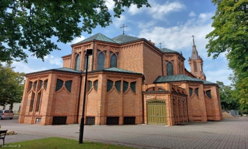 Zdjcie POLSKA / woj, kujawsko-pomorskie. / Ciechocinek. / Kolegiata witych Apostow Piotra i Pawa.