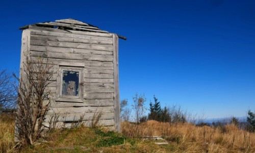 Zdjęcie POLSKA / Beskidy / Szczyt Skrzycznego / Chrystus frasuje się naszymi postępkami