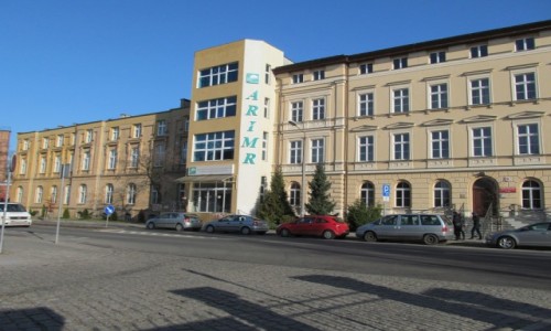 Zdjcie POLSKA / woj. kujawsko-pomorskie / Toru / Zamiast wojskowego szpitala - Biblioteka Pedagogiczna i ARiMR