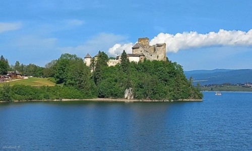 Zdjecie POLSKA / woj.maopolskie. / Czorsztyn. / Zamek Czorsztyn.
