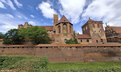 Zdjcie POLSKA / woj.pomorskie. / Malbork. / Neogotycki zamek od wschodu.
