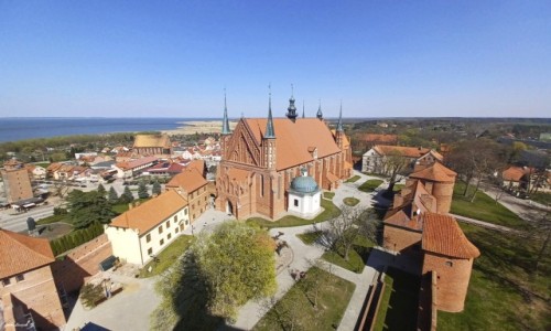 Zdjecie POLSKA / woj.warmińsko-mazurskie. / Frombork. / Zespół Katedralny z bazyliką Wniebowzieci NMP i św. Andrzeja Apostoła.