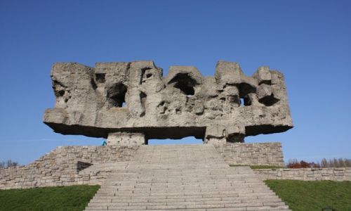 Zdjęcie POLSKA / Lublin / Majdanek / Pomnik Walki i Męczeństwa