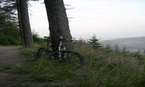 Zdjecie POLSKA / beskidy / magura / maszyna
