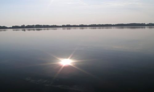 Zdjecie POLSKA / Mazury / Mazury / Soce w jeziorze