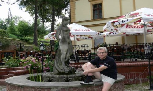 Zdjecie POLSKA / SUDETU-GÓRY SOWIE / ZAGÓRZE ŚLĄSKIE / POZNAJMY SIĘ -SZTUKA KTÓRA WYWOŁUJE UŚMUECH