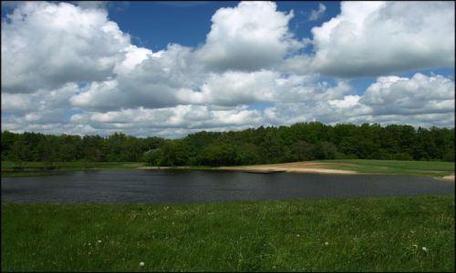 Zdjęcie POLSKA / Warmia i Mazury / Okolice Galin / pomiędzy pagórkami