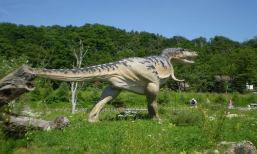 Zdjecie POLSKA / witokrzyskie / Batw / Dinozaur