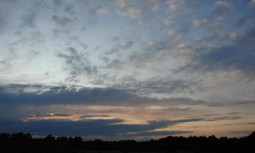 Zdjęcie POLSKA / Suwalszczyzna / Wigry / niebo nad Suwalszczyzną