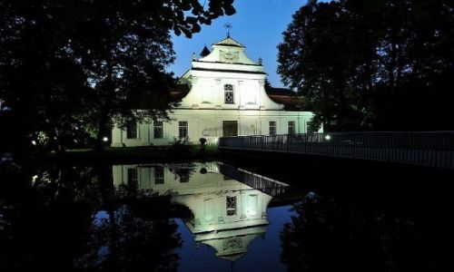 Zdjecie POLSKA / Roztocze / Zwierzyniec / Kościół na wyspie