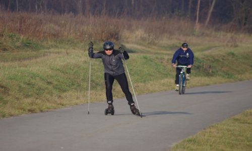 Zdjecie POLSKA / brak / ścieżka rowerowa / byle na kółkach
