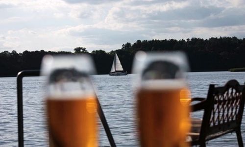 Zdjecie POLSKA / Mazury / Ryn / żyć nie umierać......