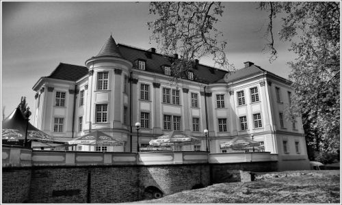 Zdjecie POLSKA / dolnyśląsk / WROCŁAW-LEŚNICA / ZAMEK