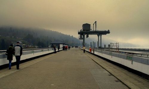 Zdjęcie POLSKA / Bieszczady / Solina / Korona zapory w Solinie