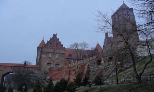 Zdjcie POLSKA / Pomorze / Kwidzyn / Kwidzyski zamek wieczorow por
